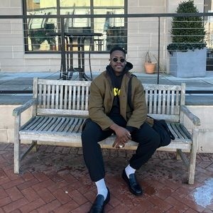 Meet your Posher, Kenneth